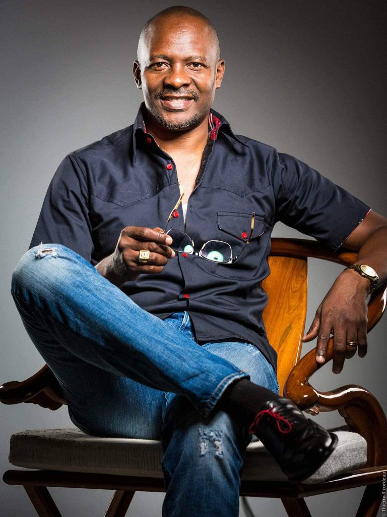 bmj_films237's tweet image. Chic &amp;amp; Glam au rendez vous.
Serge ABESSOLO incarne le personnage d&apos;Hassein KONE.
@bmj_films237
#A_NEW_START la série