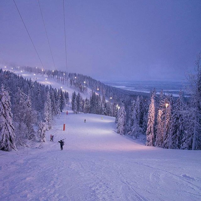 Featured artist @finnishtravelblog 
The skiing conditions are excellent in northern Finland

#koesuomi #feelfinland #gofinland #artofvisuals #visualsoflife #beautifuldestinations #theimaged #welivetoexplore #agameoftones #exploretocreate #justgoshoot #peoplescreatives #natur…