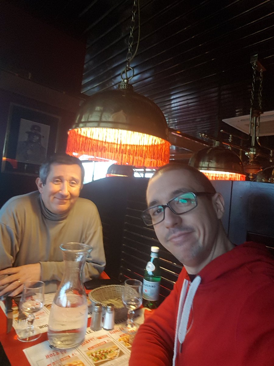 AlexandreSterle's tweet image. Petit déjeuné entre anciens collègues. Pleins de choses intéressantes à se raconter. Merci @patrickchenuet pour ce moment.
