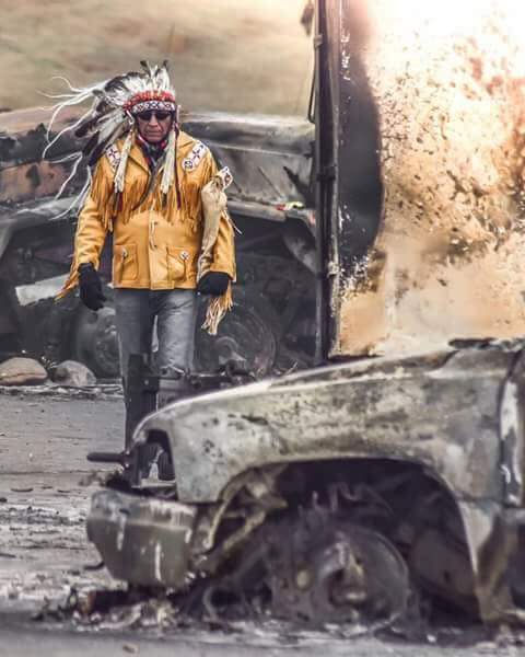 relombardo3's tweet photo. The Fight For Clean Water And Land Continues. Anyone Can And Should Be Fighting For This Planet. The Threat Is Real And The Time Is Short.
#ArvolLookingHorse #StandingRock #NoDAPL #MniWiconi #Solidarity #RiseUp #Resist #PeopleOverOil #DivestFromBanks https://t.co/MIzFFB0Sx5