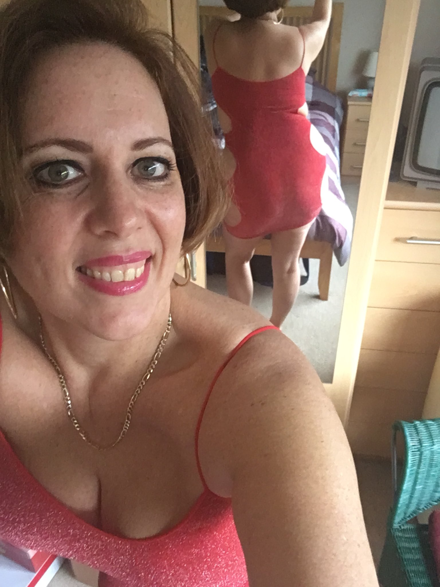 Curvy Claire on Twitter: "Sparkly red dress and a little bit cheeky…