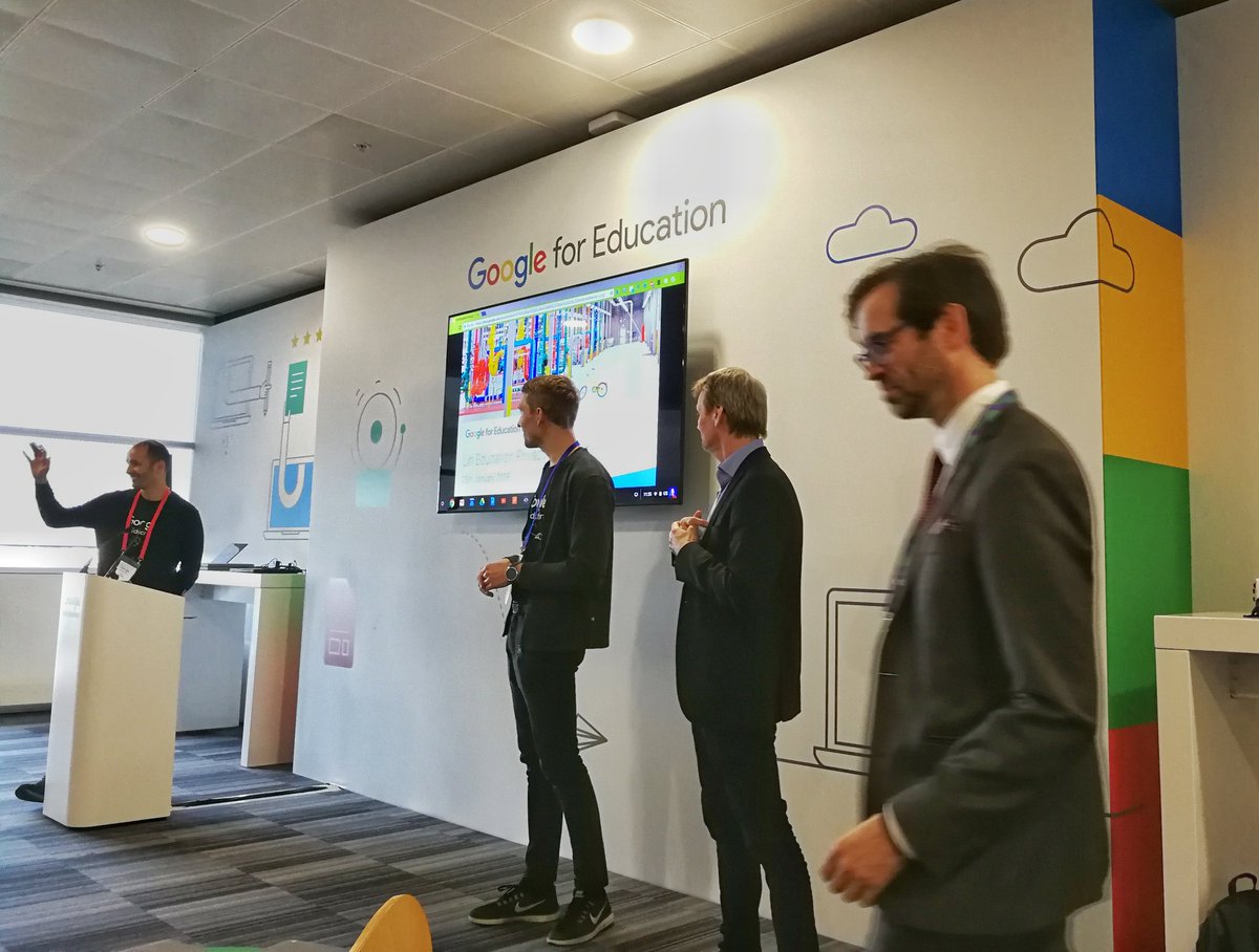 International meetings with <a href="/GoogleForEdu/">Google for Education</a>, a dane introduces a canadian who gets help from a swede that hands it over to an aussie, fantastic! Only thing missing are the women in this group🤔 #BETT18 #linedu #GoogleEdu #GDPR