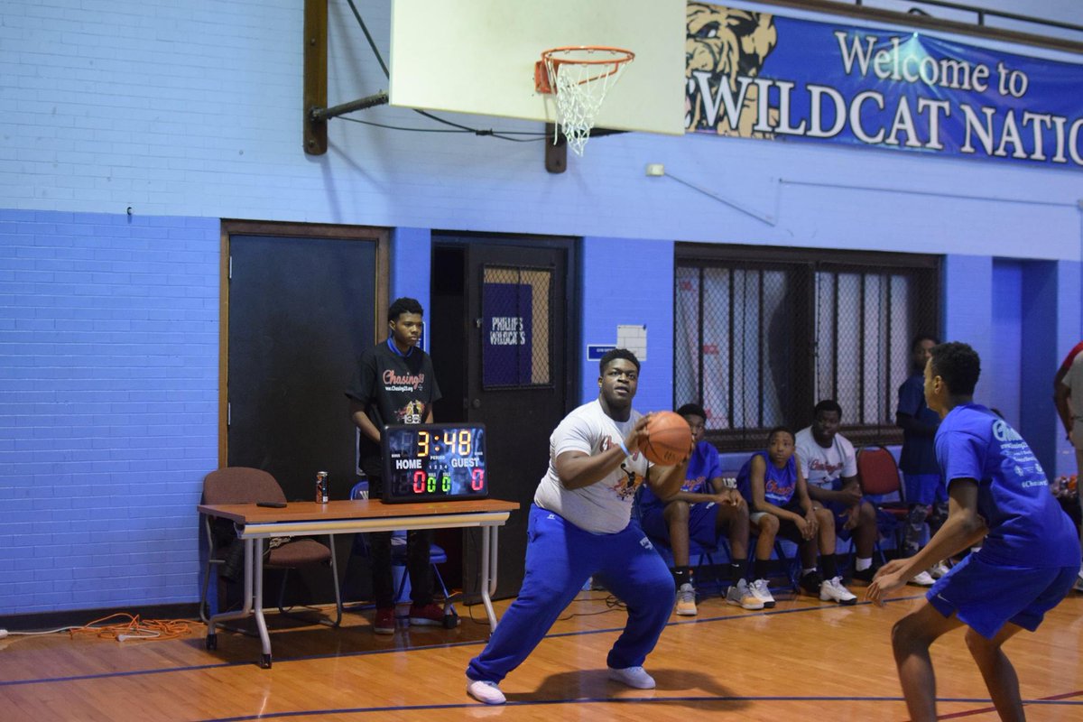 Chasing23YEG's tweet photo. Provide safe spaces and fun for young men of color. #MentoringMonth #MentorIRL #Chasing23YEg https://t.co/y8ZvZDuwZg Join us! https://t.co/TSWIyh2d7M