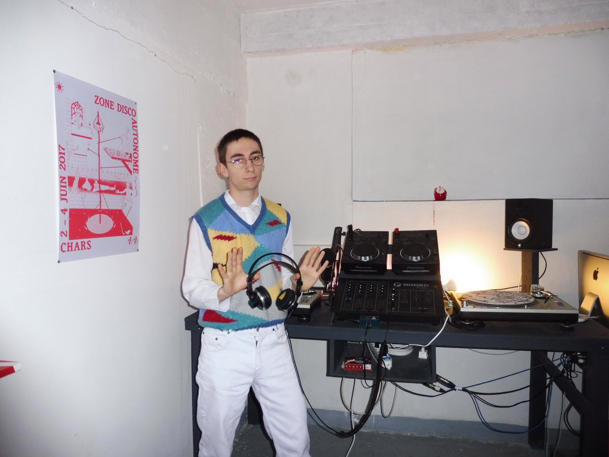 Sleazy Listening with Dj Sainte Rita now / industrial and easy listening / muzak / ambiant