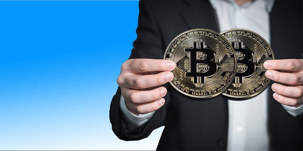 AutoEnAuto's tweet image. Thinking about purchasing Bitcoin. Get your FREE beginners guide and discover everything you need to know. bit.ly/2Au4iWs
