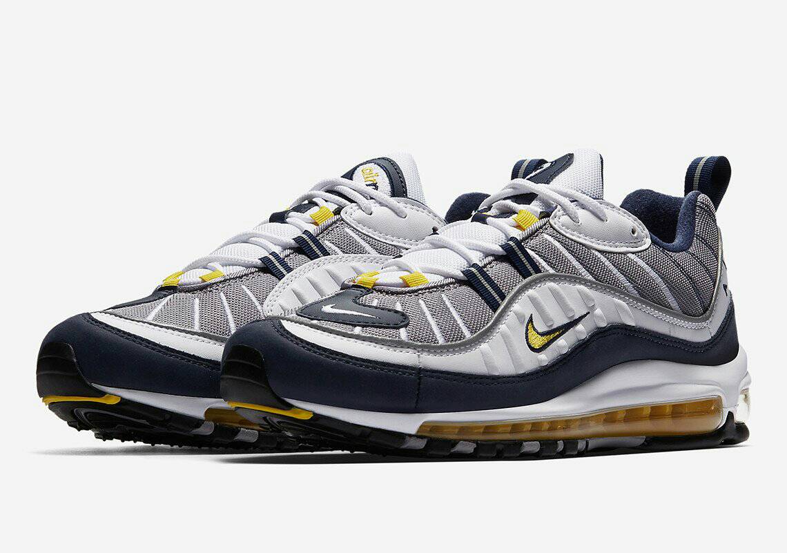 mysneakersbot's tweet photo. The Nike Air Max 98 OG Is Releasing On January 26th In Europe
=> https://t.co/iG0mMjVeGL https://t.co/KKdaCcFTXT