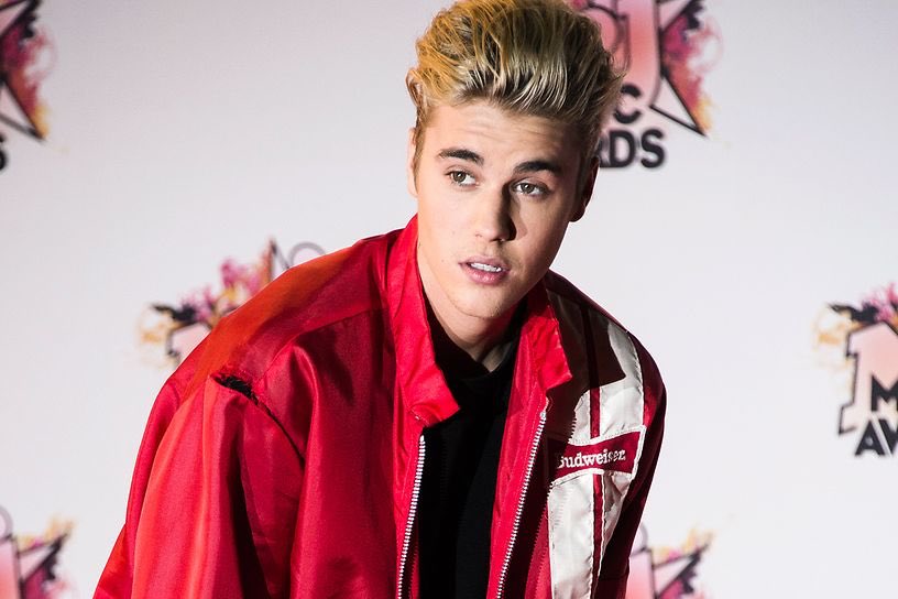 justin bieber 🖤 (@justiinn___) on Twitter photo 