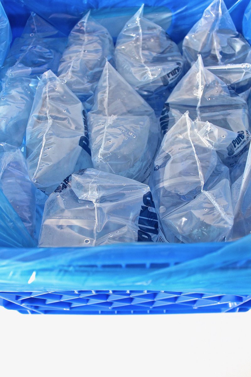 BOVADRM's tweet image. @PurePacWater is awesome! $1 / 1.5 L omnidegradable bag of water delivered to our office for brewing coffee or just staying hydrated. Staff love it! #walkthetalk #water