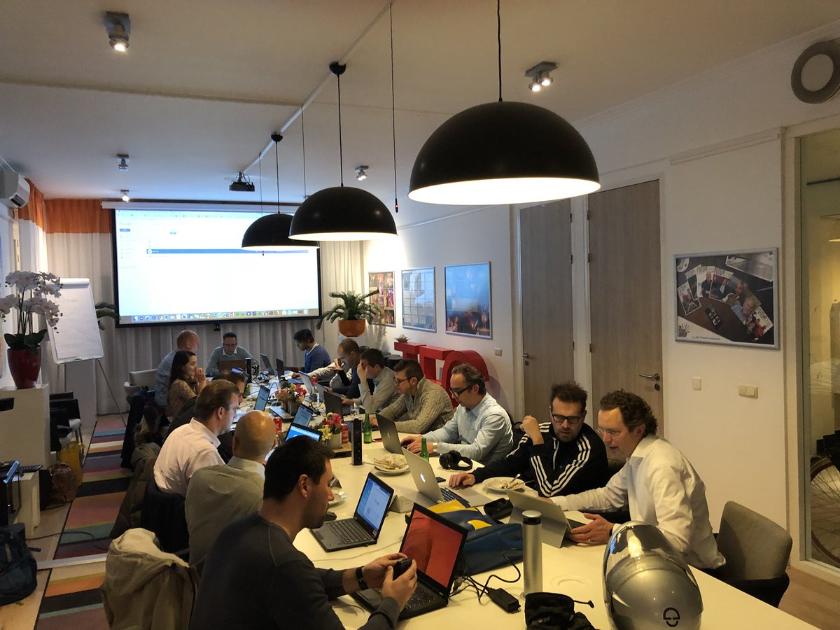 RichardOlrichs's tweet image. We are having an #OraclePCS HOL at @FutureGroup, good crowd! Using the GSE demo account and labs from @soacommunity ! Great stuff, happy learning! #PaaS #OracleCloud #IntegrationCloud