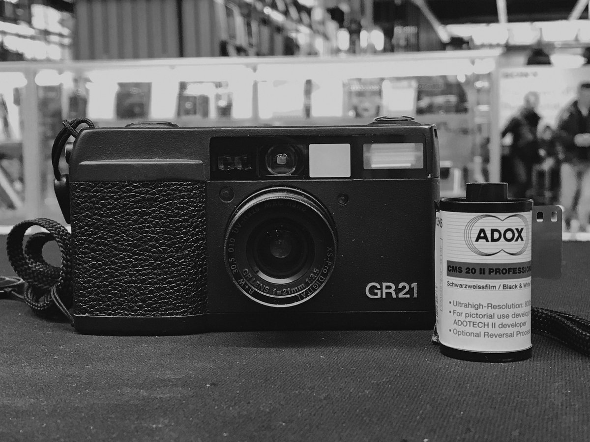Hello Ricoh GR21!

Introduced in 2001 and only 2000 were made. It’s the most compact 📷 with a wide-angle lens. 

..with a side of Adox Silvermax film.

#TBT #ThrowbackThursday