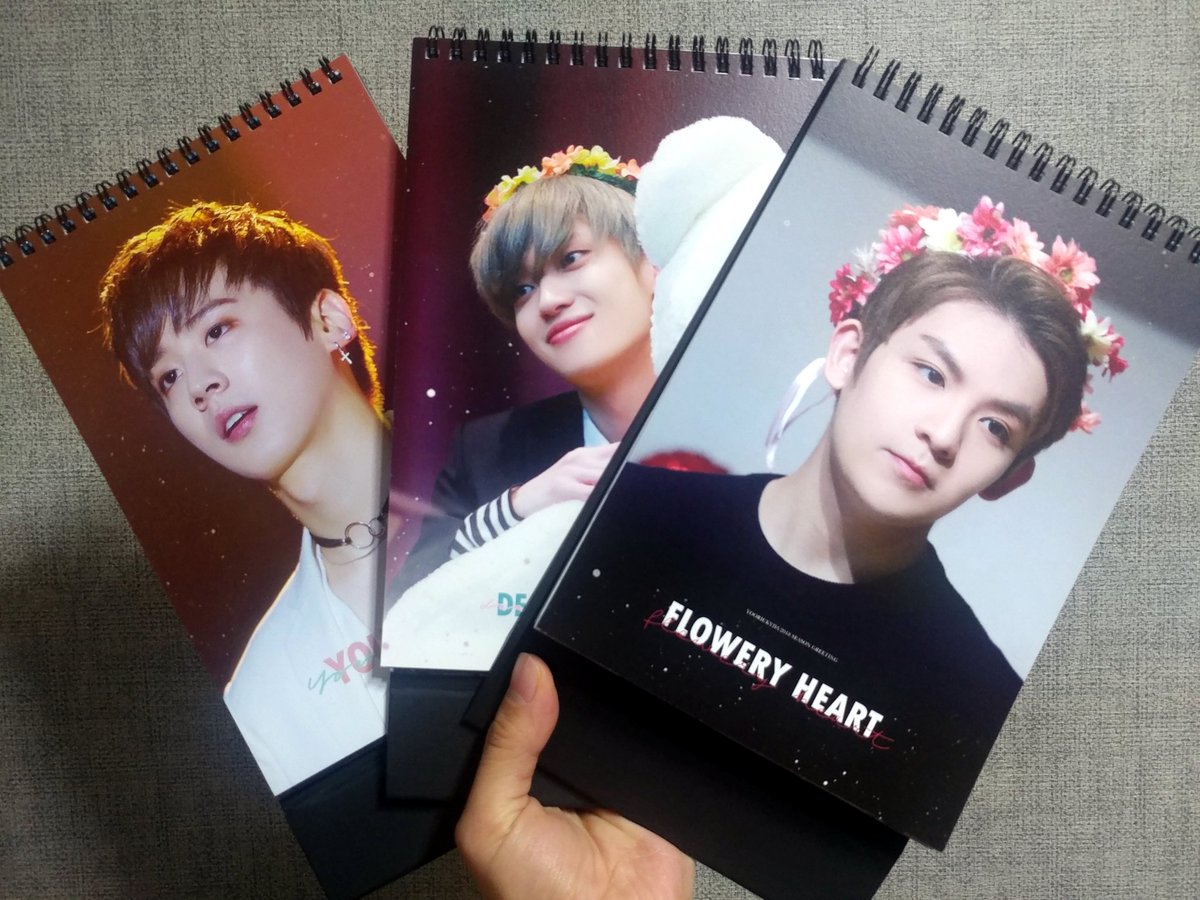 캘린더 모아서 보니까 완전 예쁘죠😍💕