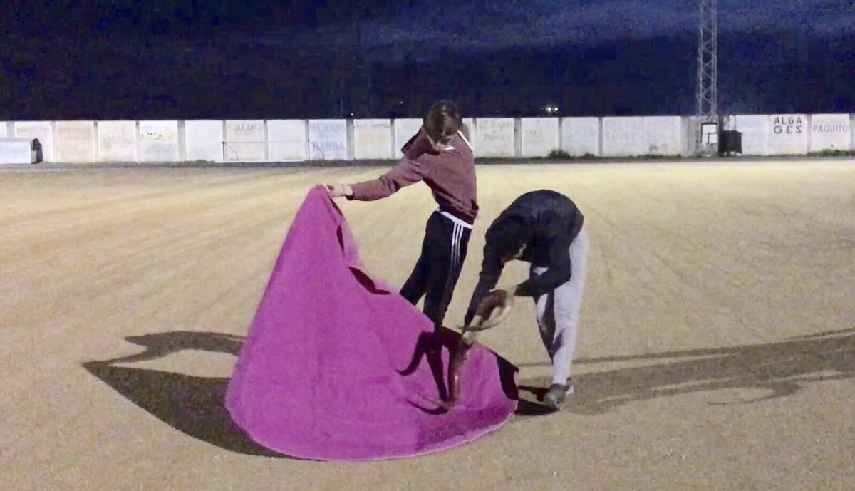 ANDYYOUNESACTU's tweet photo. 📍Entre Gerena y La Algaba (Sevilla) siguen los entrenamientos para @AndyYounes de cara a la temporada 2018, primer año como Matador de Toros cuya meta será alcanzar nuevos objetivos y nuevas metas. https://t.co/mehlWa39SA