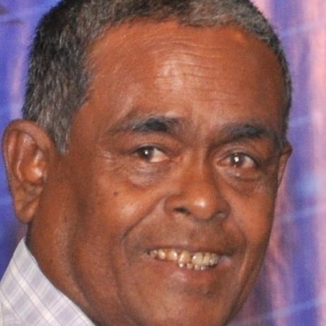 naibuthuthu3's tweet image. Ucchu ge resort Huravalhi vani service charge fix koffa. Mikan mikuranee qawaaidhaa eggotha noon. Tourism Ministry Huravalhi Resort medhu fiyvalhu alhan jehay @moosazmeer ebajehay @policemv govaigen Huravalhi ah aran @nautymatox @dyingregime @Lucasjalyl @ResortWorkers @AleeVoice