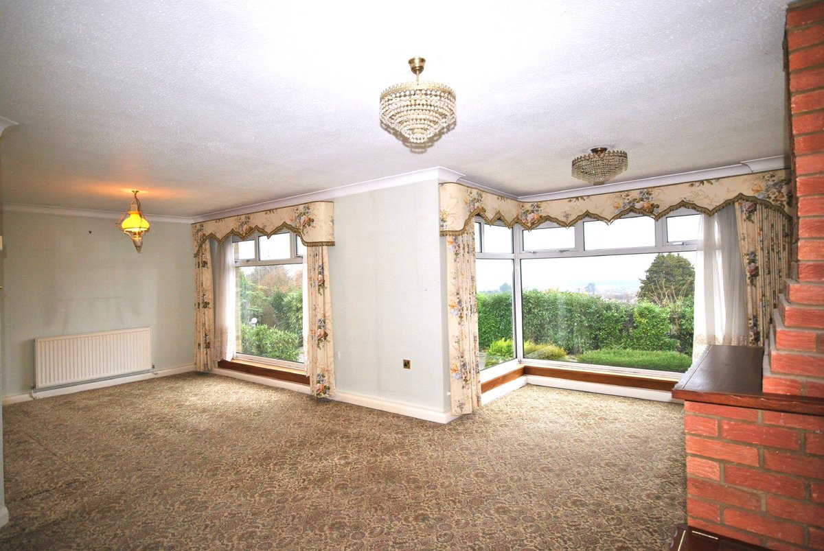 Rona Estate Agents tweet media