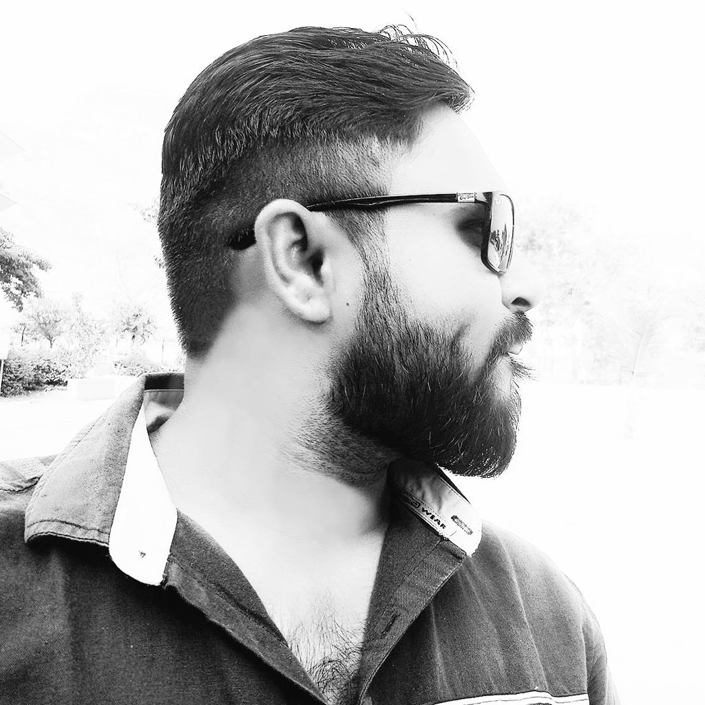 S4NDY07's tweet photo. #NewProfilePic
"Cнєєяѕ тσ α вєттєя ℓιƒє...😎✌🙋
#Beardsome
#TeamRayban
#Positiveness https://t.co/ObyzGKKvbg