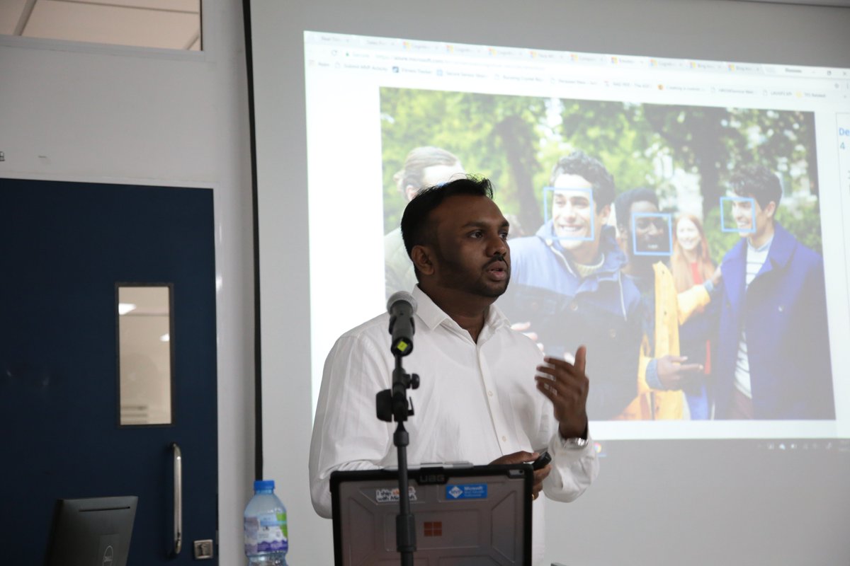 prajapriya's tweet image. Highlights of Cloud Computing with Azure - Session at ESOFT Open Day 2018.
#Azure #CouldComputing #Microsoft #MVPBuzz #MVP #IoT #CognitiveServices #FaceApi #EmotionsApi