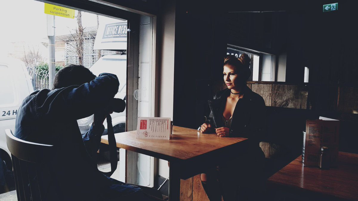 We're filming today with <a href="/GirlVsFoodTV/">GirlVsFood</a> in Spitalfields 🍗🍗let's get this Absurd Wing Challenge started!