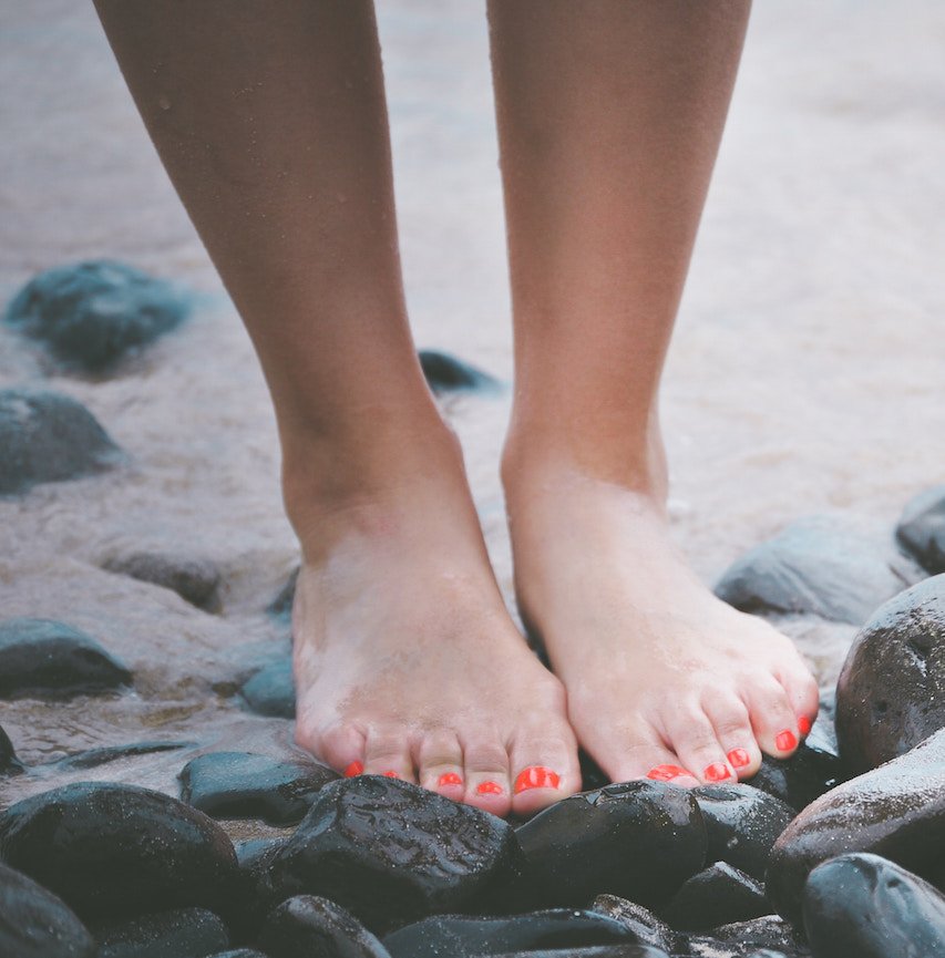 GreenCrossChem's tweet photo. Do you know the difference between a #chiropodist and a #podiatrist? Do you know what they do? Emma Ryder, explains what she does and how she's keeping #Sheffield's #feet healthy #pharmacy #community #crosspool #ranmoor #oakbrook #bradway #greenhill https://t.co/m41nuAOlc5 https://t.co/MBZ6OUVcQh