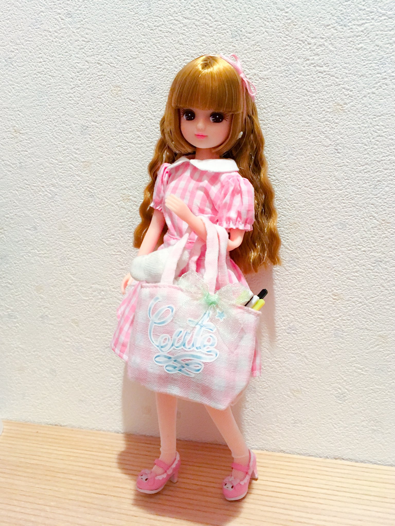 みづき ジャニヲタリカちゃん もはやピンクのメンバーが好きなのかピンク という色が好きなのかマイメロディが好きなのかよくわかんないけどツイッターでたぶん めろ めろ みたいな名前名乗ってるクマはみ出してる圧倒的ピンク担 T Co