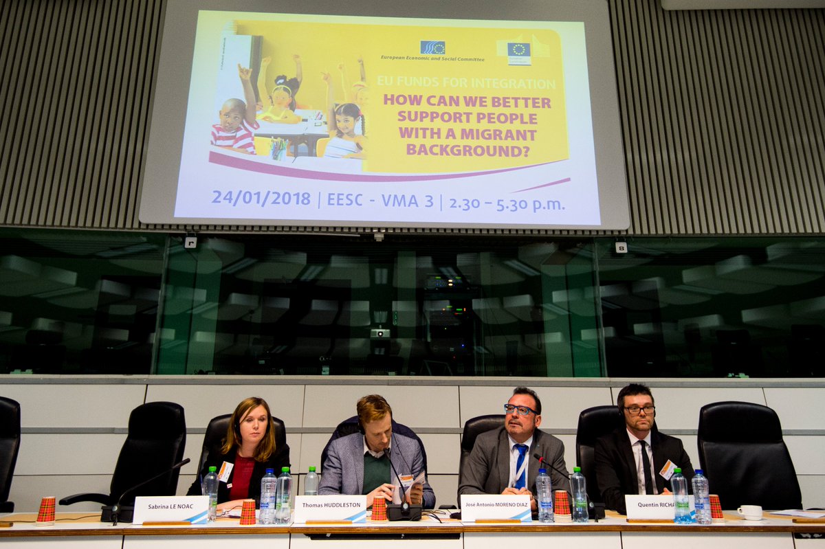 EU_EESC's tweet photo. 40% of migrants are at risk of poverty, 18% are unemployed and 19% leave school early. We have to show solidarity!
We hosted the launch of the new @EU_Commission toolkit on use of #EUfunds for integration of #migrants, read the full text πhttps://t.co/sCvOLbRtdq https://t.co/OXLkoeJCdO