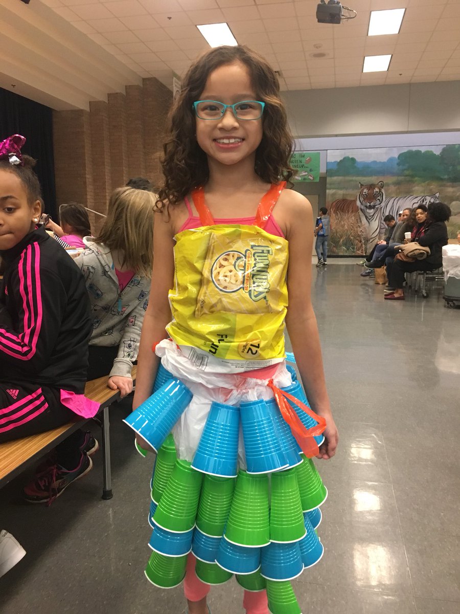 Jlberry99's tweet photo. Trashy art and fashion show is happening today! These @CME_Tigers are super creative!! And they know their natural resources too... @CME_Russell @MrSchneiderCME @cmepto https://t.co/TfIi8L5JFg