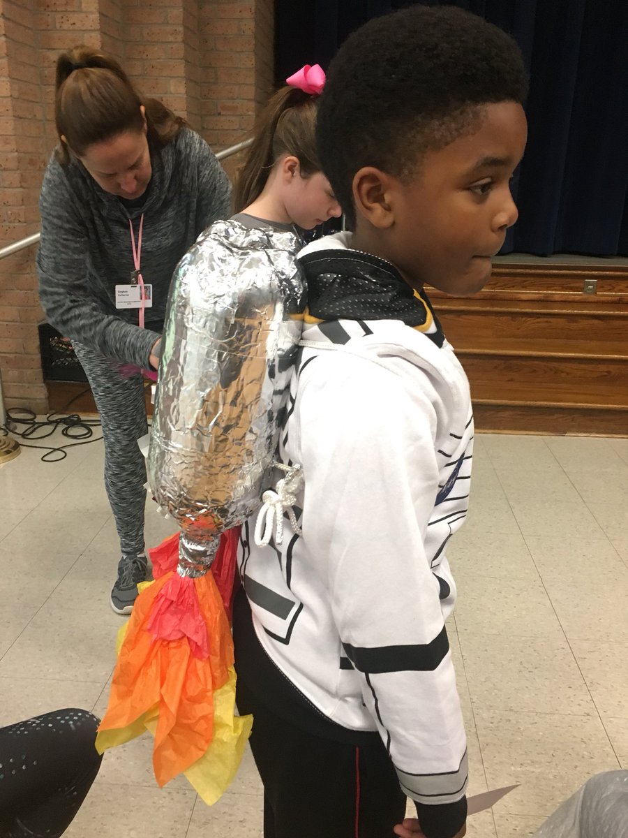 Jlberry99's tweet photo. Trashy art and fashion show is happening today! These @CME_Tigers are super creative!! And they know their natural resources too... @CME_Russell @MrSchneiderCME @cmepto https://t.co/TfIi8L5JFg