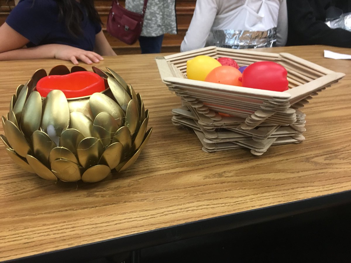Jlberry99's tweet photo. Trashy art and fashion show is happening today! These @CME_Tigers are super creative!! And they know their natural resources too... @CME_Russell @MrSchneiderCME @cmepto https://t.co/TfIi8L5JFg