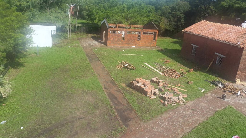 RciaObrasPcas's tweet photo. #ResistenciaTieneHistoria ⛪️Estamos trabajando en la recuperación del Sitio Histórico San Buenaventura del Monte Alto. Capilla de Franciscan y reducción de los indios Vilelas marca el inicio poblacional de #Resistencia @MuniResistencia @d_arevalo_ @jmcapitanich @mlau_22 https://t.co/1V8IZ72OsG