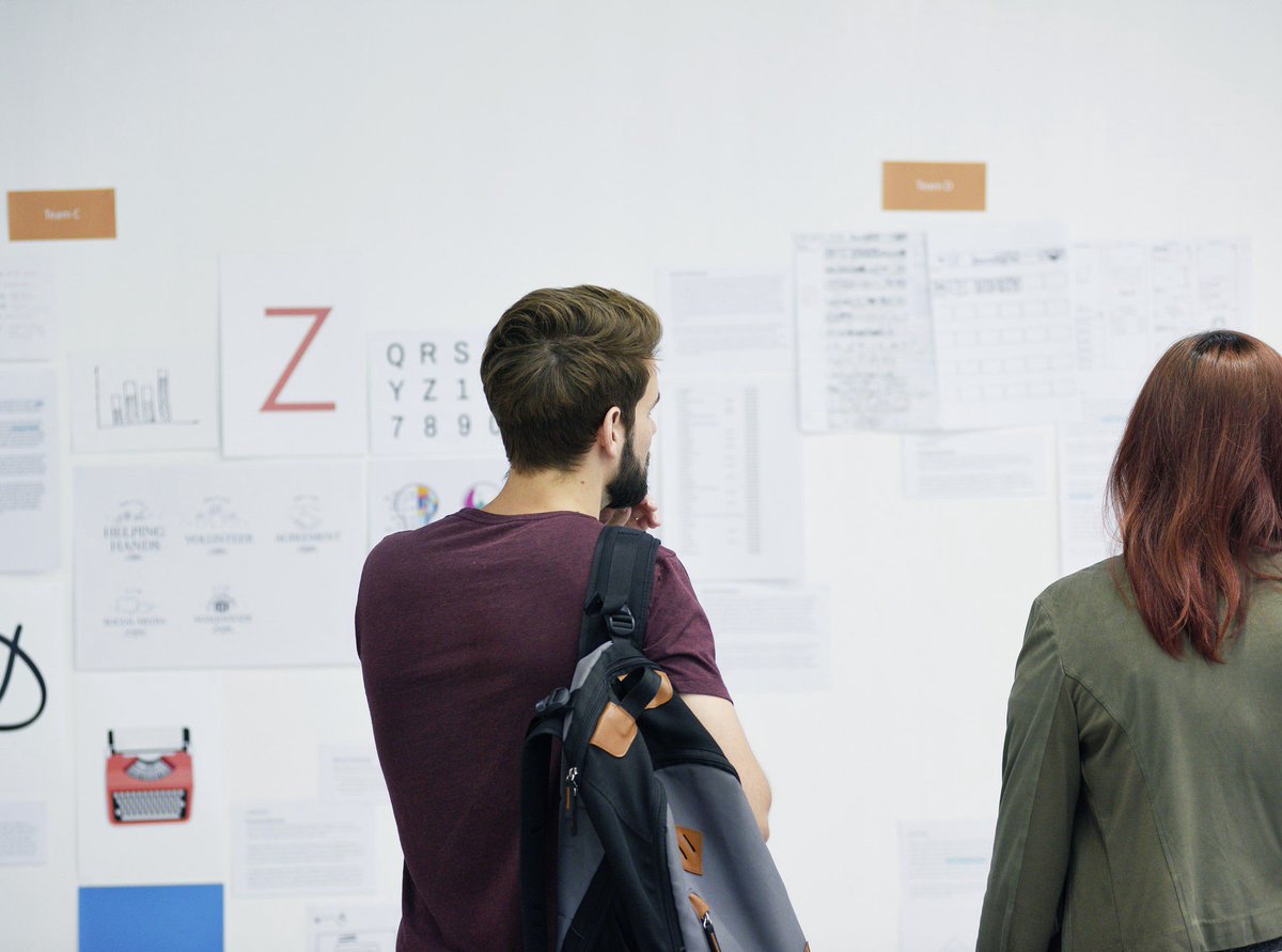 AdamWisnie's tweet photo. 51% of CEOs in Central and Eastern Europe are concerned about the availability of key skills for their organisation. 62% say it’s very or somewhat difficult to recruit for #digital talent. #PwC CEE's @OlgaGrygier explains why: https://t.co/aUekk9NyNQ #CEOSurvey https://t.co/OuRHdmPAKH