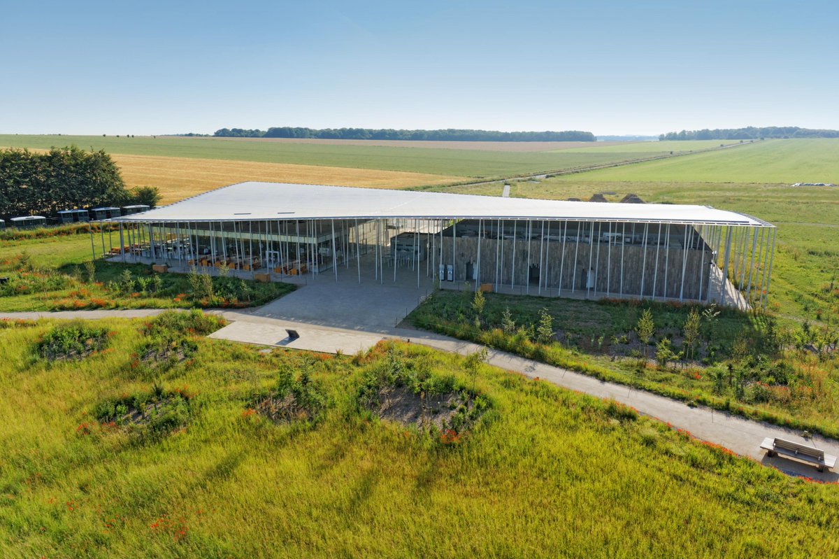 alwitra's tweet photo. In 2014 the awesome #Stonehenge visitor centre was installed with our famous #Evalastic membrane. Click here for more details: https://t.co/MsvKbKzXFA #ThrowbackThursday #alwitra @icb_uk https://t.co/vH5bfKolHh