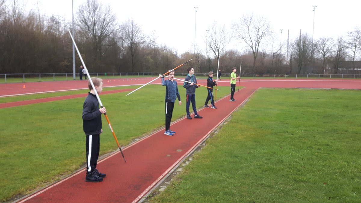 Met de <a href="/Zwolle_CSE/">CSE Zwolle</a> 🏓 een clinic  atletiek gedaan bij <a href="/RonaldHuethorst/">Ronald Huethorst</a> leuke en leerzame ervaring #sportenonderwijs