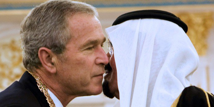 Filmtip! Ga dinsdag naar de docu Shadow World over de wereldwijde wapenwedloop: oorlog als een manier om geld te verdienen. 

30 januari, 19:30u <a href="/DeBalie/">De Balie</a> 

wearepublic.nl/event/shadow-w…