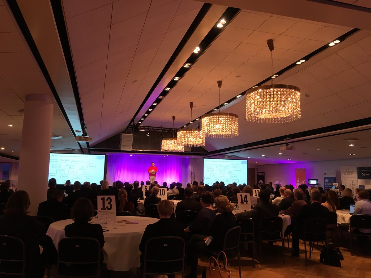BI_Sweden's tweet photo. GDPR is such a hot topic right now and Filip Johnssén is dissecting it right now! So many questions! #bisweden #Datadrivesbusiness #data https://t.co/DvMBC2Yl9b