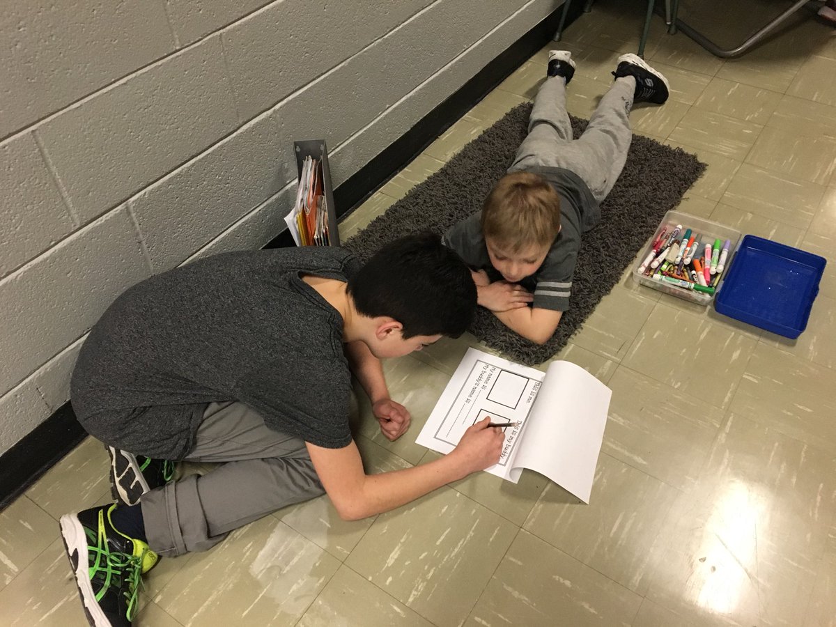 kelrho5's tweet image. @ImperialSchool1 morning mentors hard at work! #learntoreadreadtolearn #bulidingrelationships #cougarfamily