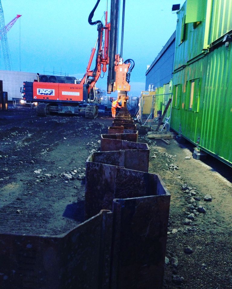 JNPilingLtd's tweet photo. Pile lines looking good at Tees Rep Biomass. RG19T #TelescopicLeaderRig on hire from our friends at @AGDEquipment #weknowpiling #sheetpiling #expertise #expertsheetpiling https://t.co/wXzYz1n9Ij