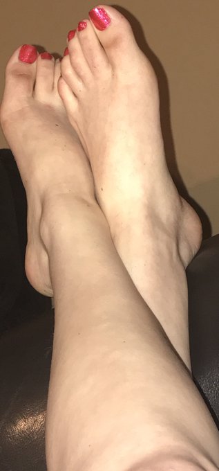 The many looks of my #sexy #geet #feet! https://t.co/yE18n01kvD<a href="/tag/sexy"class="tags">#sexy</a><a href="/tag/geet"class="tags">#geet</a><a href="/tag/feet"class="tags">#feet</a>