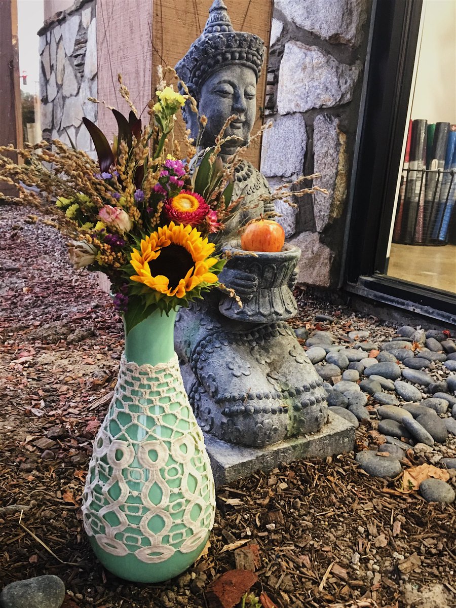 PLilthngs's tweet photo. Let the beauty of what you love
Be what you do...-rumi https://t.co/VA2YNXbvZL
