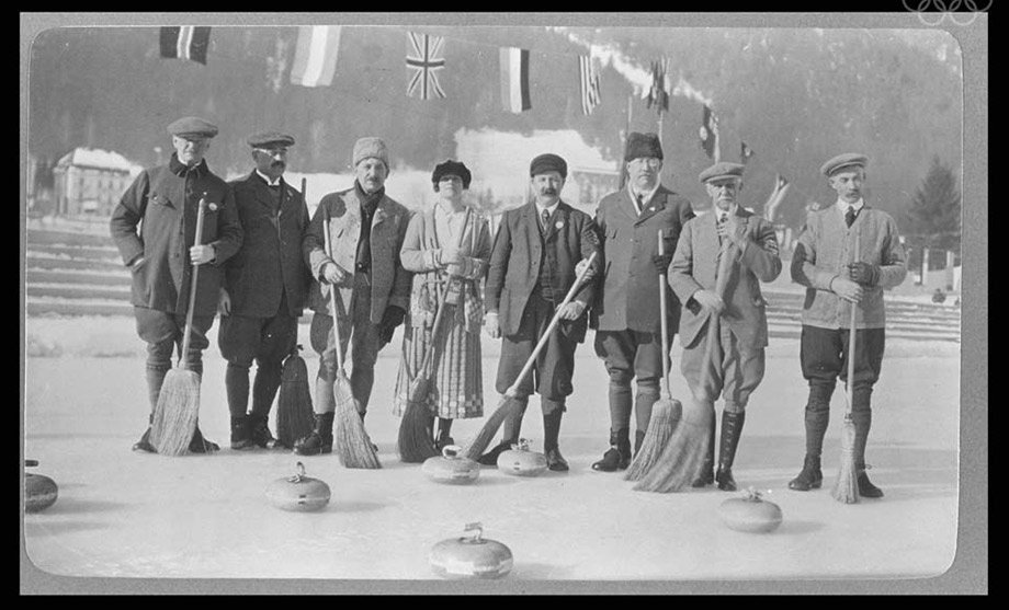 Ahead of @pyeongchang2018 World Curling TV have put together a playlist to help you learn more about the history of #curling &gt;&gt; wcf.co/2DFVGCH