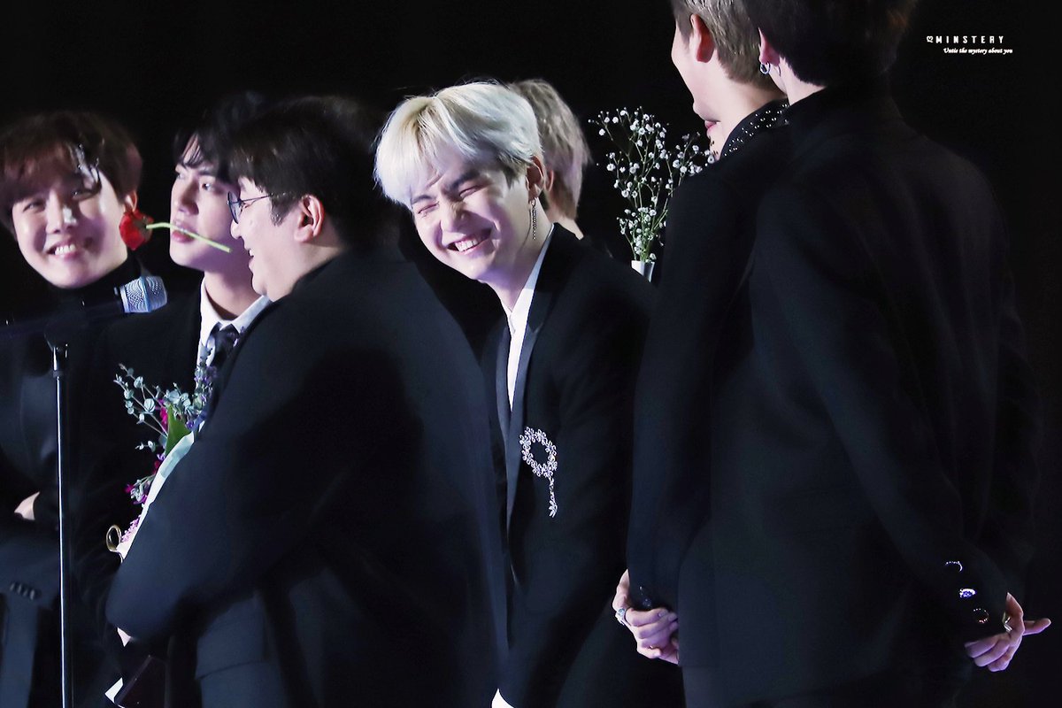 민스터리💫 tweet media