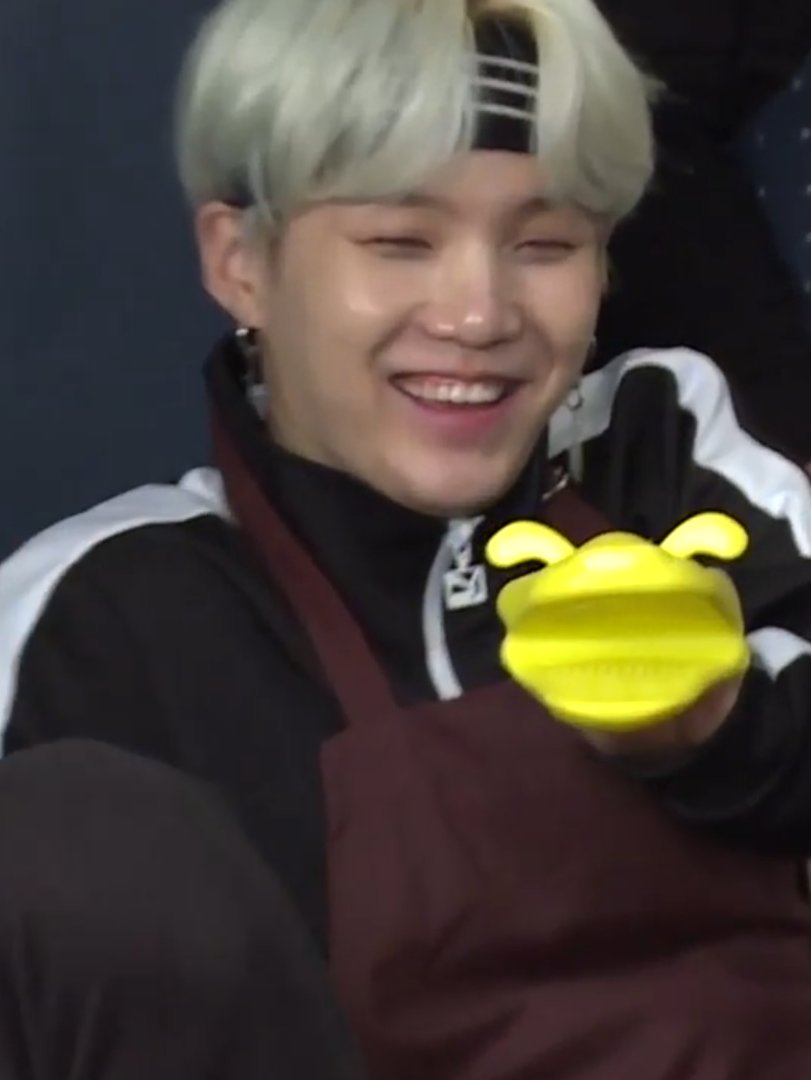 대상이 맘에 안드나 봐? 좀 더 많이 사지 그랬어?