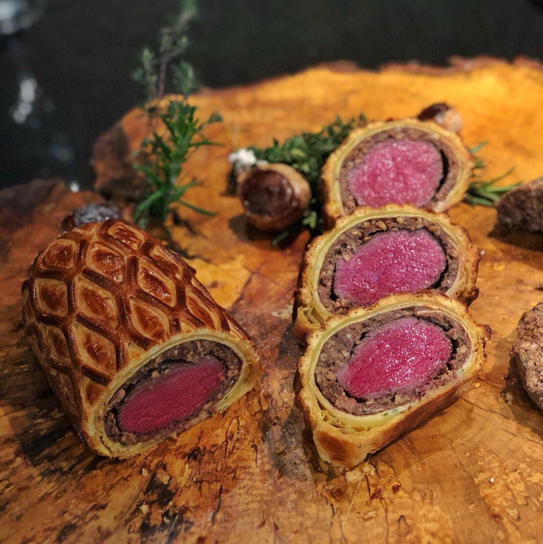 A beautiful #burnsnight twist on the classic with Highland venison - nice work @savoygrill !
