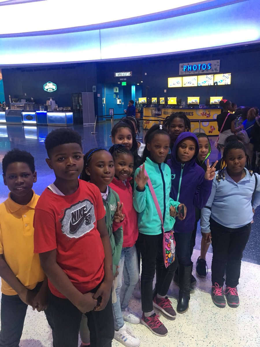 EFLULeads's tweet photo. Celebrating #GiftedEdMonth @GeorgiaAquarium @APS_Gifted @APSPeytonForest #exploration #exposure https://t.co/rk0vTtm7xP