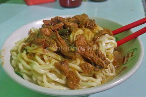 team_touring's tweet photo. Mie Ayam Pak Tarno, Pilihan Mie Ayam Depan Gerbang ISI Jogja https://t.co/iZVC9vFbfl https://t.co/cvX42BqGoj