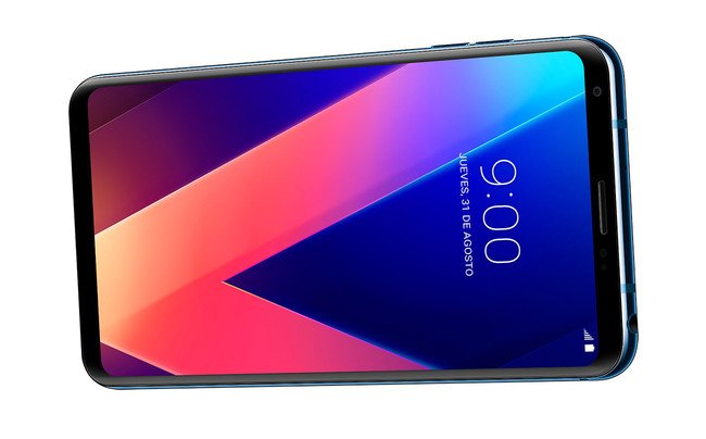 sinergiaio's tweet photo. Los lectores de Xataka opinan: análisis de diseño y pantalla del nuevo LG V30 #ofrecidopor #LGMobile https://t.co/R3VE2dFL90 https://t.co/a38X7ZFUBU