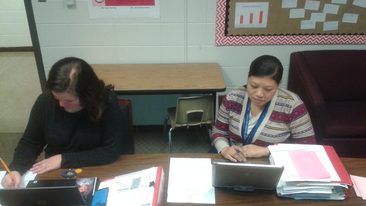 PriceOwls's tweet photo. Building Graduate Profiles for Price Owls @AssistSupArea4 @queenhollyf @erinpar82 @samanthakyed #whatisinyourbackpack https://t.co/KhZuYu1c1n