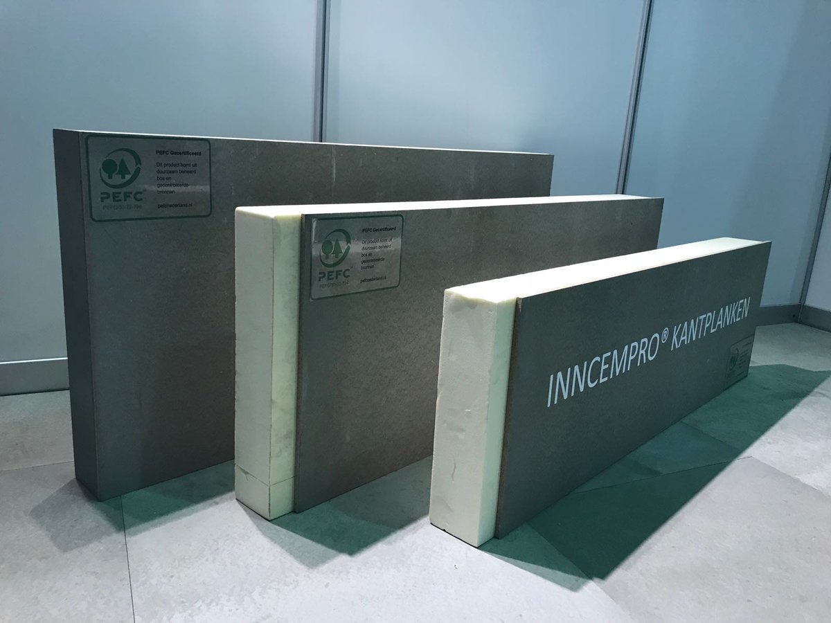 InncemproBV's tweet photo. Nog een laatste preview van onze stand waarin wij onze PEFC gecertificeerde houtvezelcementproducten en kantplanken hebben tentoongesteld. Zelfs een uur geleden werd onze stand nog drukbezocht. Zeer tevreden kijken wij terug op de afgelopen dagen. #Gevel2018 #PEFC #Inncempro https://t.co/CLi63iwoo1