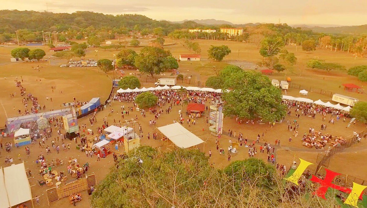 microbrewfestpa's tweet photo. 2017 👉🏼 5ta edición en Ciudad Deportiva Kiwanis y la misma locación de este año💥 30 stands, 200 cervezas artesanales y 8,500 personas formaron parte. PREVENTA $15 💥 con @mastercard 💳 (10%OFF) efectivo @fmwinestore (menos Clayton) @noveypanama ó por @appetito24 #MBF2017 #tbt https://t.co/sONSrMwJzY