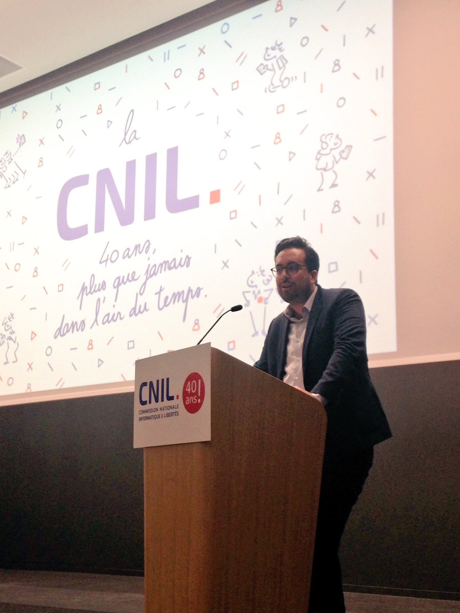 40 ans de la <a href="/CNIL/">CNIL</a> avec <a href="/NathalieLoiseau/">Nathalie Loiseau</a>, l'occasion de rappeler que #RGPD est une opportunité pour nos citoyens et entreprises et représente un avantage compétitif pour notre pays. Équilibre entre #performance et #humanite   #CNIL40ans