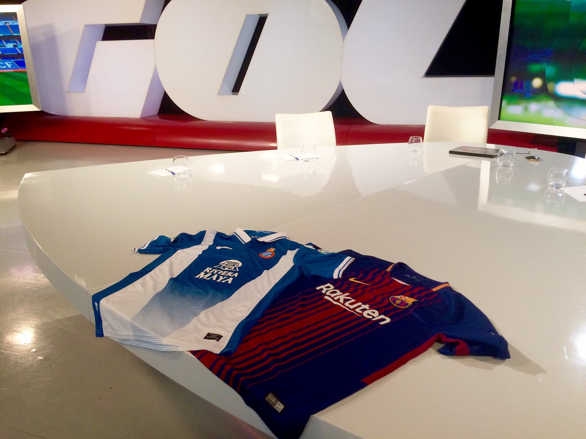 🎁👕⚽ CONCURSO | ¿Quieres conseguir la camiseta del @FCBarcelona_es o la del @RCDEspanyol? Requisitos: 📍 Seguir a @GOL 📍 Hacer RT ¡El derbi catalán se vive, en directo, en GOL! #GolLaCopa