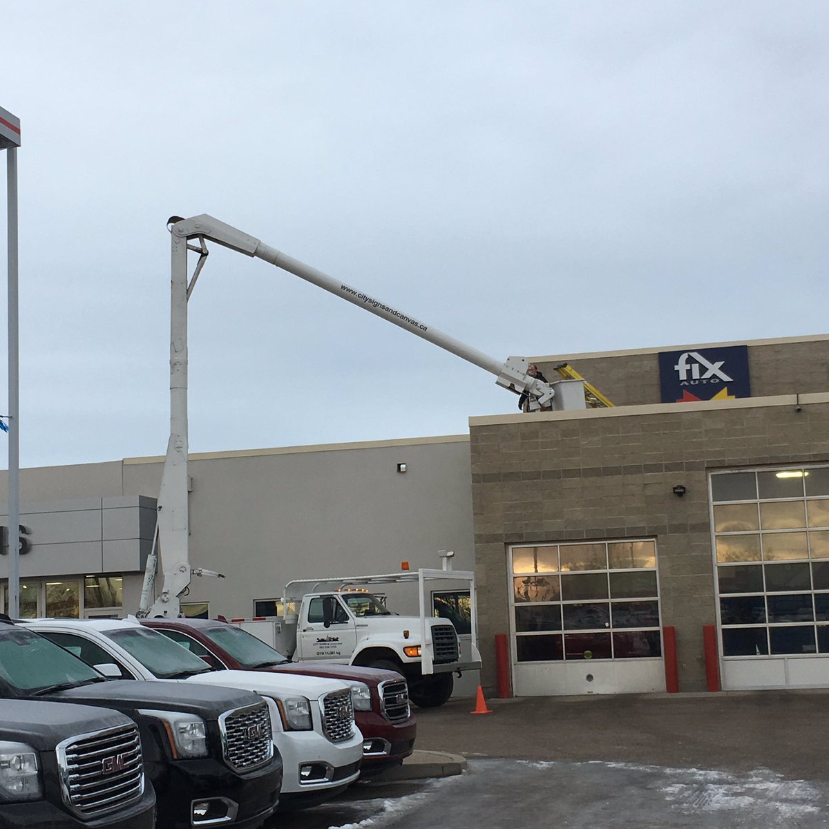 FixAuto Medicine Hat South (fixautomhs) Twitter